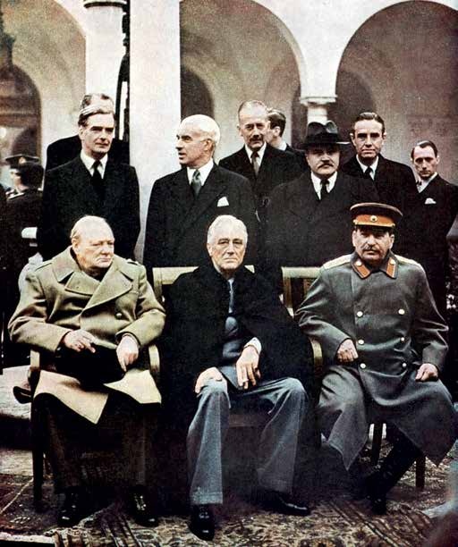 Иллюстрация к книге — Генеральный секретарь ЦК ВКП(б) Иосиф Виссарионович Сталин [i_050.jpg]