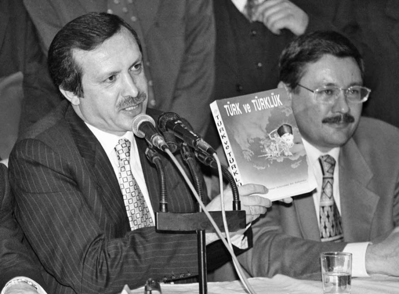 Иллюстрация к книге — Россия-Турция: 500 лет беспокойного соседства [i_013.jpg]