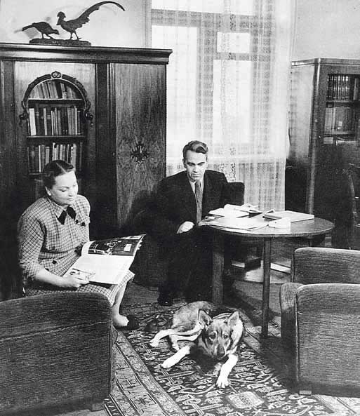 Иллюстрация к книге — Великие умы России. Том 2. Мстислав Келдыш [i_009.jpg]