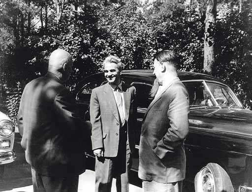 Иллюстрация к книге — Великие умы России. Том 2. Мстислав Келдыш [i_015.jpg]