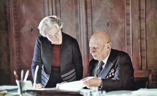 Иллюстрация к книге — Великие умы России. Том 5. Анатолий Александров [i_029.jpg]