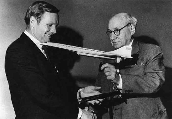 Иллюстрация к книге — Великие умы России. Том 8. Андрей Туполев [i_040.jpg]