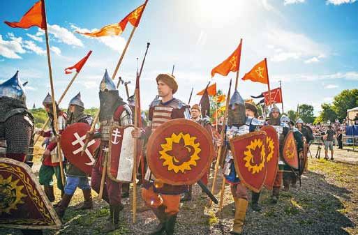 Иллюстрация к книге — Полководцы Древней Руси. Мстислав Тмутараканский, Владимир Мономах, Мстислав Удатный, Даниил Галицкий [_31.jpg]