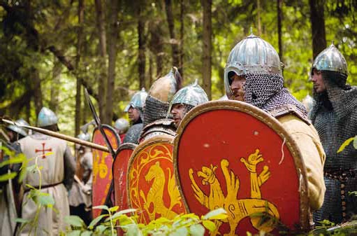 Иллюстрация к книге — Полководцы Древней Руси. Мстислав Тмутараканский, Владимир Мономах, Мстислав Удатный, Даниил Галицкий [_33.jpg]