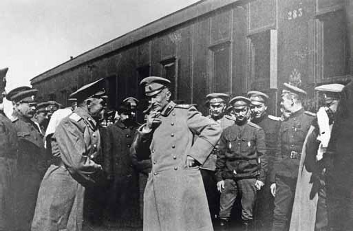 Иллюстрация к книге — Полководцы Первой мировой. Павел Плеве, Алексей Брусилов, Дмитрий Щербачёв, Михаил Алексеев, Василий Гурко, Владимир Селивачёв [_12.jpg]