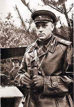 Иллюстрация к книге — Полководцы Великой Отечественной. Книга 2. Алексей Антонов, Константин Рокоссовский, Михаил Ефремов, Иван Баграмян, Иван Конев [_13.jpg]