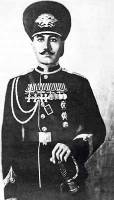 Иллюстрация к книге — Красные полководцы. Сергей Каменев, Семен Будённый, Михаил Фрунзе, Василий Чапаев, Василий Блюхер, Михаил Тухачевский [_10.jpg]