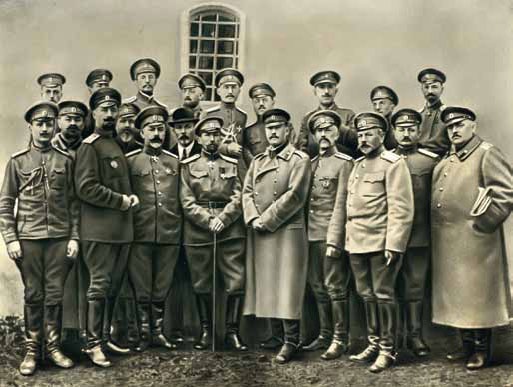 Иллюстрация к книге — Белые полководцы. Николай Юденич, Лавр Корнилов, Антон Деникин, Александр Колчак, Петр Врангель, Владимир Каппель [_22.jpg]