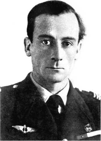 Иллюстрация к книге — Подлинная история авиаполка «Нормандия – Неман» [i_014.jpg]