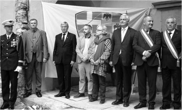 Иллюстрация к книге — Подлинная история авиаполка «Нормандия – Неман» [i_070.jpg]