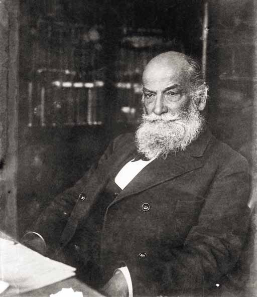 Иллюстрация к книге — Великие умы России. Том 14. Николай Жуковский [i_013.jpg]