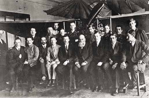 Иллюстрация к книге — Великие умы России. Том 14. Николай Жуковский [i_024.jpg]