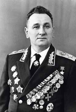 Иллюстрация к книге — Великие умы России. Том 13. Михаил Янгель [_42.jpg]