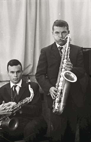 Иллюстрация к книге — Этот мой джаз [i_052.jpg]