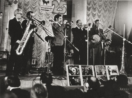 Иллюстрация к книге — Этот мой джаз [i_187.jpg]