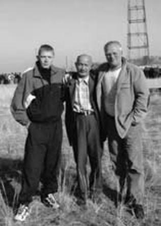 Иллюстрация к книге — Путь русского гангстера. Легенды лихих 90-х [_327.jpg]