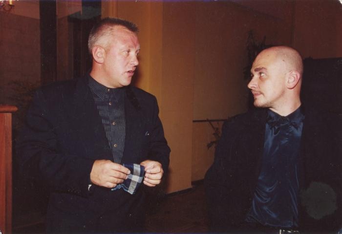 Иллюстрация к книге — Путь русского гангстера. Легенды лихих 90-х [_358_2.jpg]