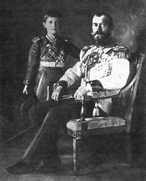 Иллюстрация к книге — 1917. Российская империя. Падение [i_020.jpg]