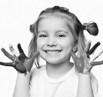 Иллюстрация к книге — Девочка. Девушка. Женщина [i_025.jpg]