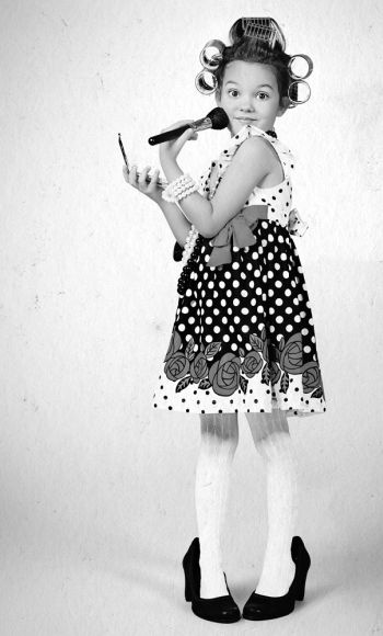 Иллюстрация к книге — Девочка. Девушка. Женщина [i_068.jpg]