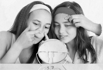 Иллюстрация к книге — Девочка. Девушка. Женщина [i_185.jpg]