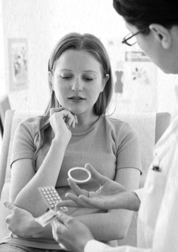 Иллюстрация к книге — Девочка. Девушка. Женщина [i_234.jpg]