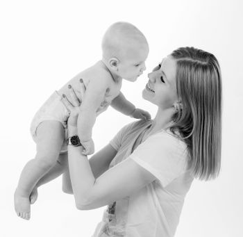 Иллюстрация к книге — Девочка. Девушка. Женщина [i_235.jpg]