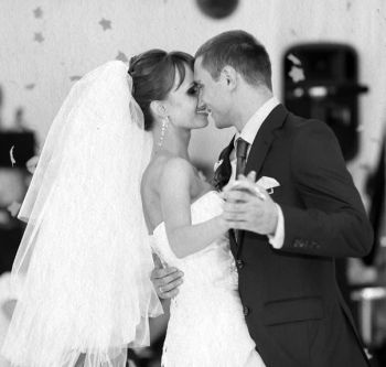 Иллюстрация к книге — Девочка. Девушка. Женщина [i_237.jpg]