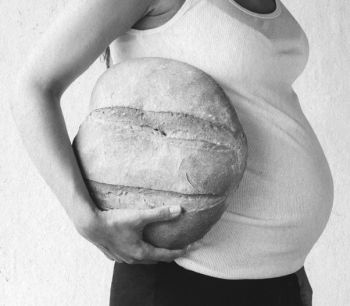 Иллюстрация к книге — Девочка. Девушка. Женщина [i_318.jpg]