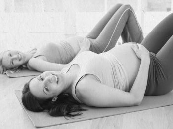 Иллюстрация к книге — Девочка. Девушка. Женщина [i_325.jpg]