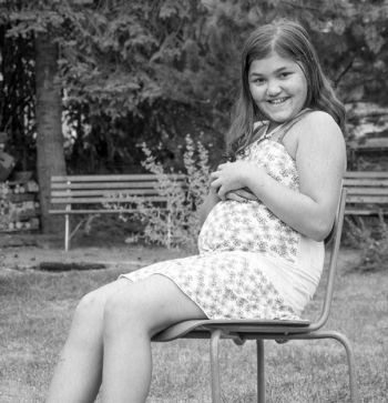 Иллюстрация к книге — Девочка. Девушка. Женщина [i_342.jpg]