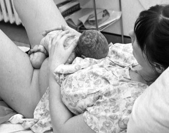 Иллюстрация к книге — Девочка. Девушка. Женщина [i_355.jpg]