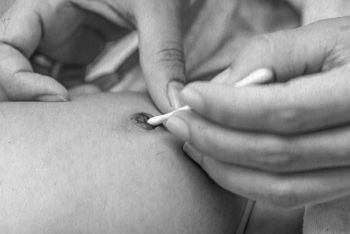 Иллюстрация к книге — Девочка. Девушка. Женщина [i_380.jpg]