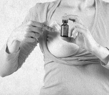 Иллюстрация к книге — Девочка. Девушка. Женщина [i_399.jpg]