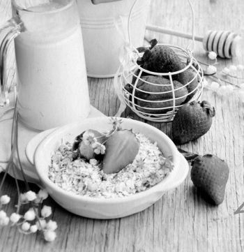 Иллюстрация к книге — Девочка. Девушка. Женщина [i_413.jpg]