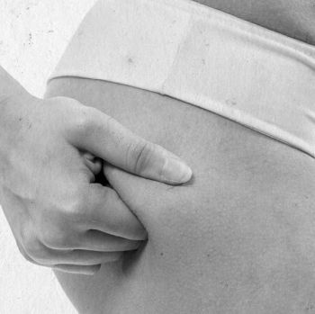 Иллюстрация к книге — Девочка. Девушка. Женщина [i_482.jpg]