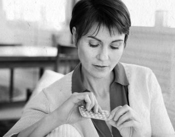 Иллюстрация к книге — Девочка. Девушка. Женщина [i_515.jpg]