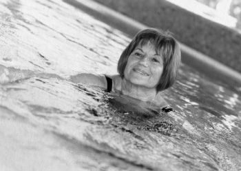 Иллюстрация к книге — Девочка. Девушка. Женщина [i_521.jpg]