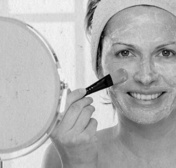 Иллюстрация к книге — Девочка. Девушка. Женщина [i_543.jpg]