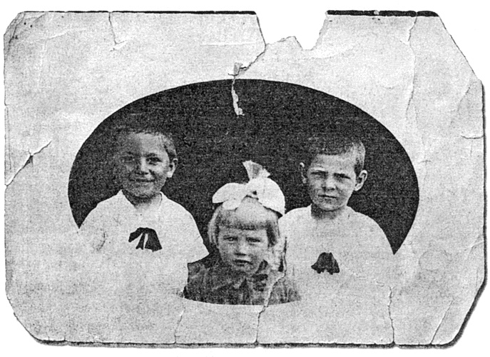 Иллюстрация к книге — Последнее письмо из Москвы [i_004.jpg]