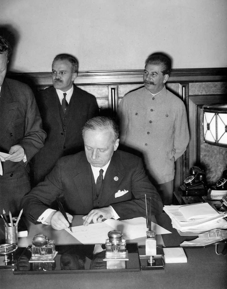 Иллюстрация к книге — Россия и Германия. Друзья или враги? [i_043.jpg]