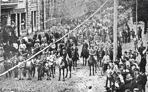 Иллюстрация к книге — Троцкий и Махно [_20.jpg]