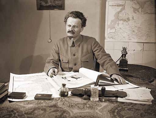 Иллюстрация к книге — Троцкий и Махно [_9.jpg]