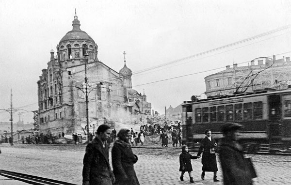 Иллюстрация к книге — Маятник жизни моей... 1930–1954 [i_045.jpg]