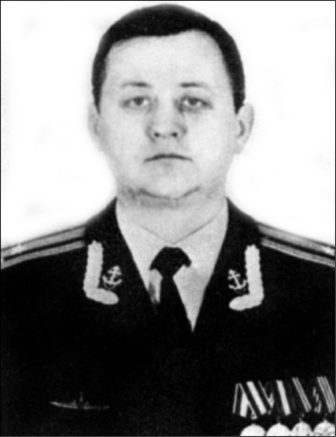 Иллюстрация к книге — Гибель "Курска". Неизвестные страницы трагедии [i_001.jpg]