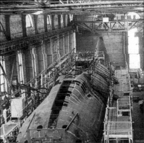 Иллюстрация к книге — Гибель "Курска". Неизвестные страницы трагедии [i_003.jpg]