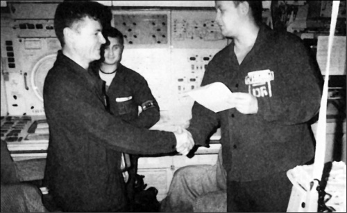 Иллюстрация к книге — Гибель "Курска". Неизвестные страницы трагедии [i_010.jpg]