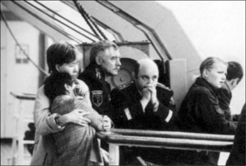 Иллюстрация к книге — Гибель "Курска". Неизвестные страницы трагедии [i_023.jpg]