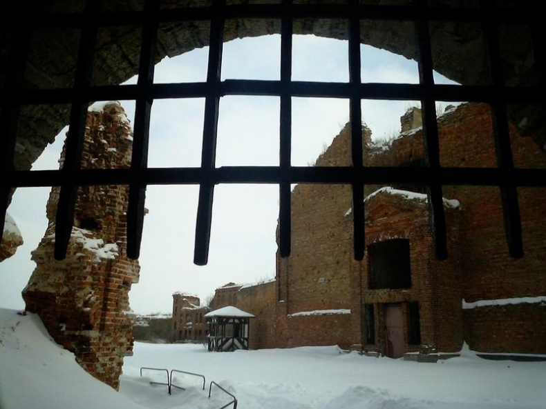 Иллюстрация к книге — Тайны петербургских крепостей. Шлиссельбургская пентаграмма [i_024.jpg]