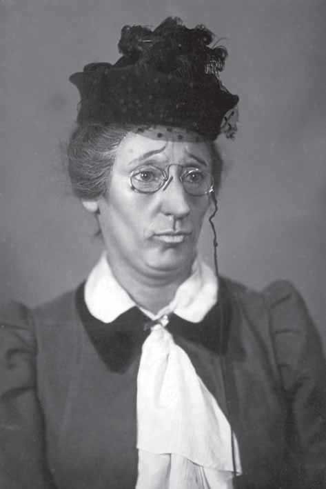 Иллюстрация к книге — Суламифь. Фрагменты воспоминаний [i_008.jpg]